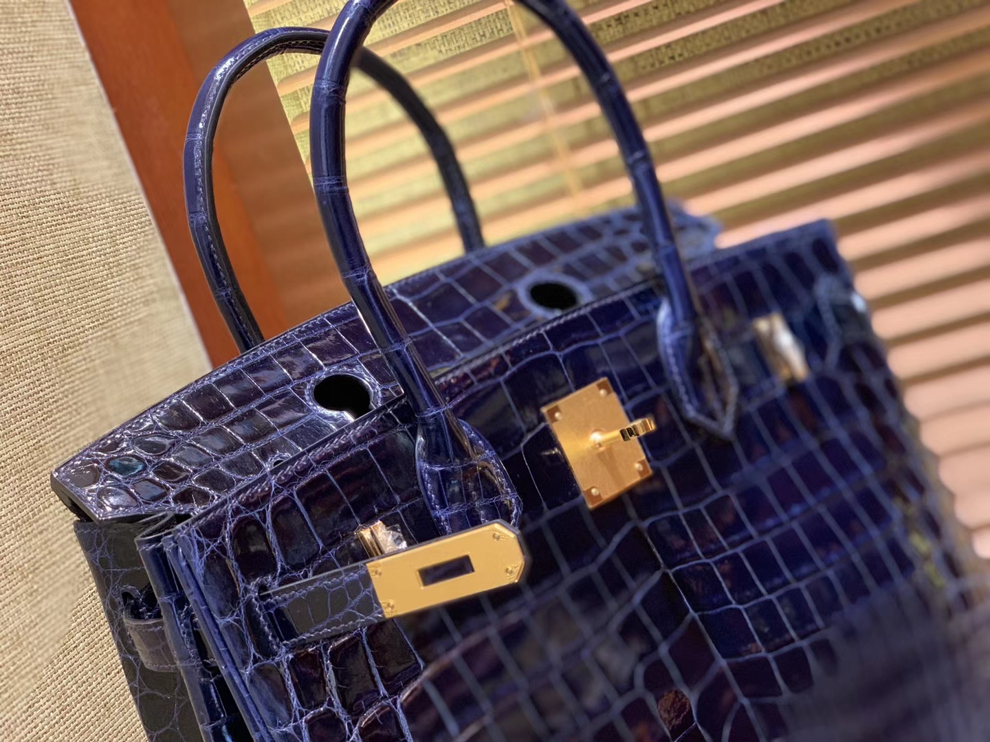 Hermès（爱马仕）Kelly 凯莉包 午夜蓝 一级皮 尼罗鳄鱼皮 顶级全手工缝制 金扣 28cm