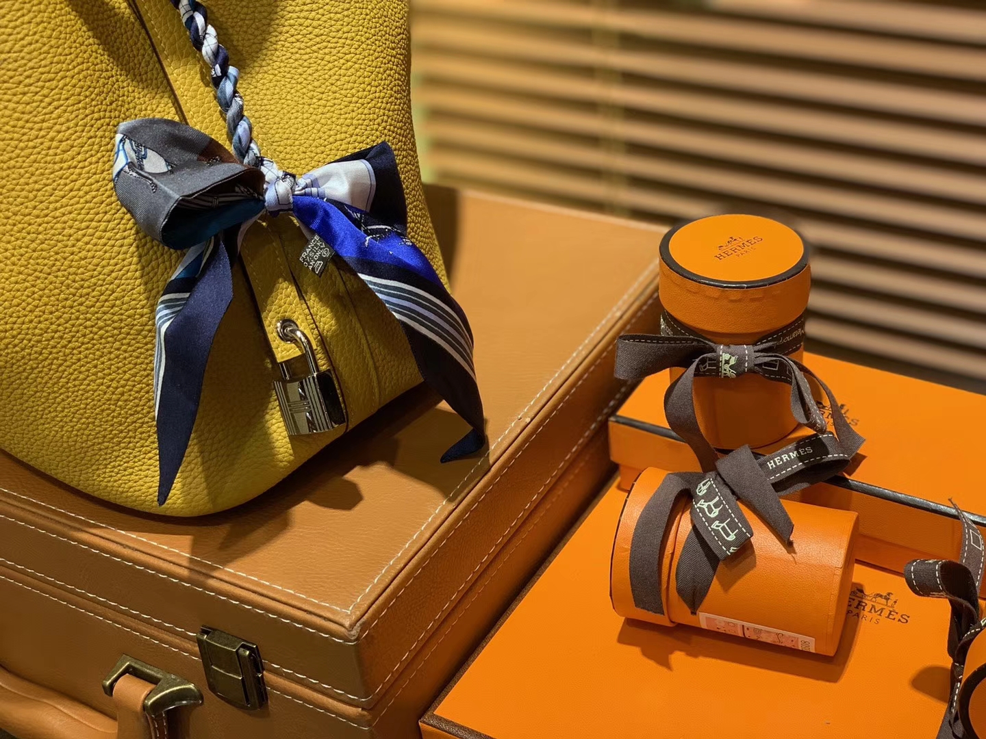 Hermès（爱马仕）Piction菜篮包 琥珀黄 Togo牛皮 拼鳄鱼 进口原料 全手工缝制 银扣 22cm