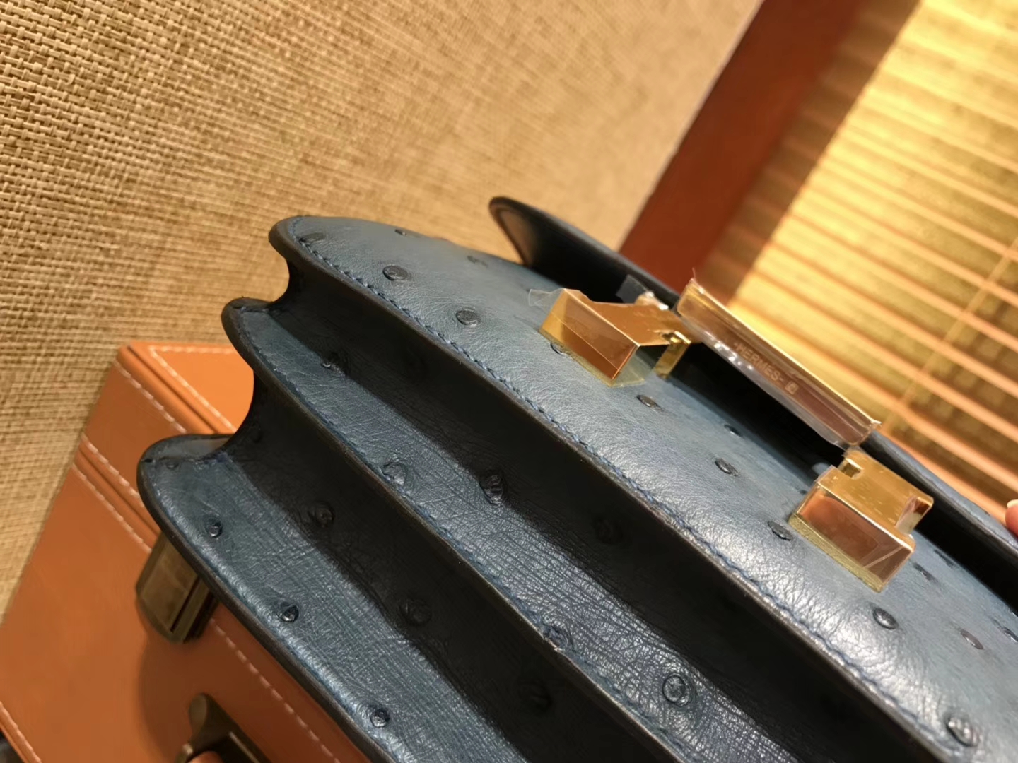 Hermès（爱马仕）Constance 18cm 靛蓝色 南非进口鸵鸟 KK级别 顶级全手工 金扣