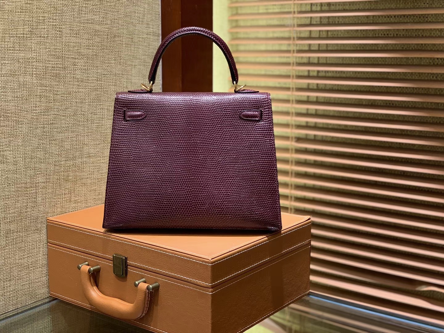 Hermès（爱马仕）Kelly 25cm 波尔多酒红 野生蜥蜴皮 巨蜥 顶级手工缝制 金扣