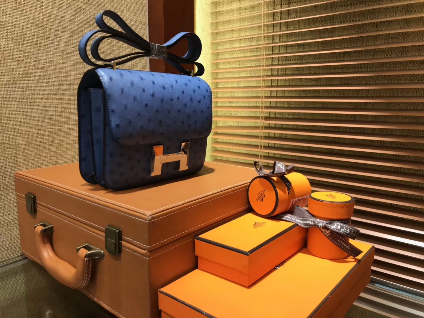 Hermès（爱马仕）Constance 18cm 玛瑙蓝 南非进口鸵鸟 KK级别 顶级全手工 金扣