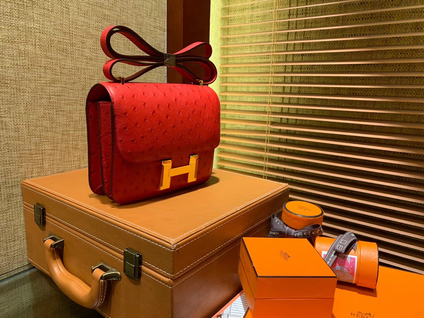 Hermès（爱马仕）Constance 23cm 红色 南非进口鸵鸟 KK级别 顶级全手工 金扣