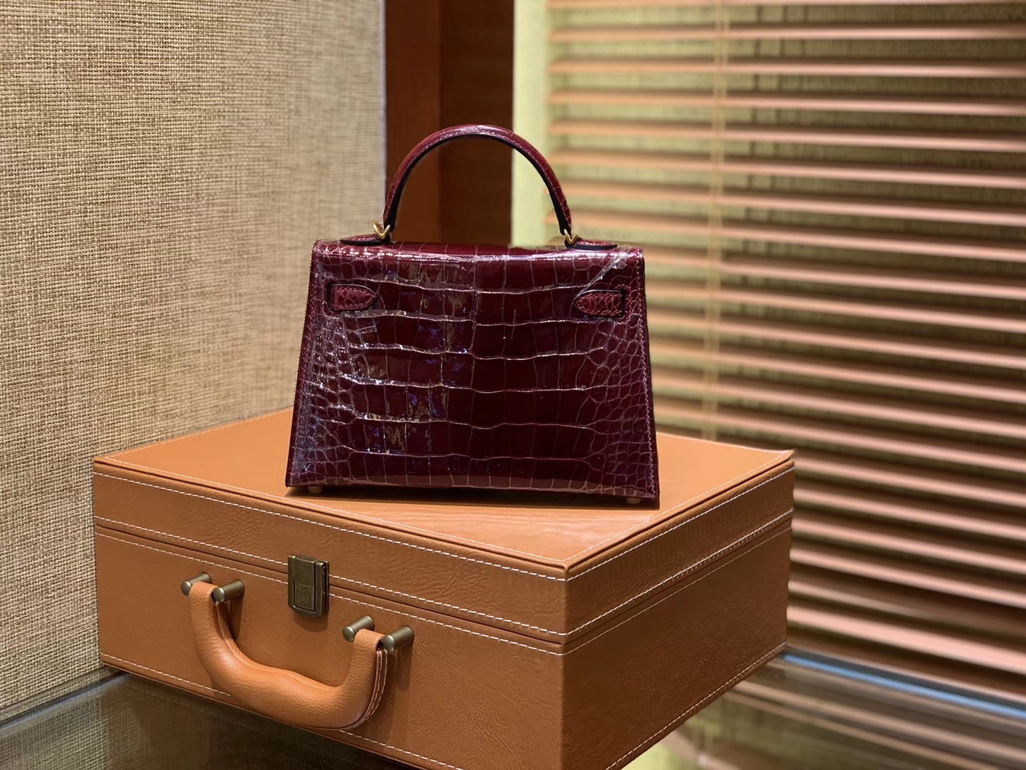 Hermès（爱马仕）迷你2代 19cm 波尔多酒红 一级美洲 鳄鱼皮 顶级手工 金扣