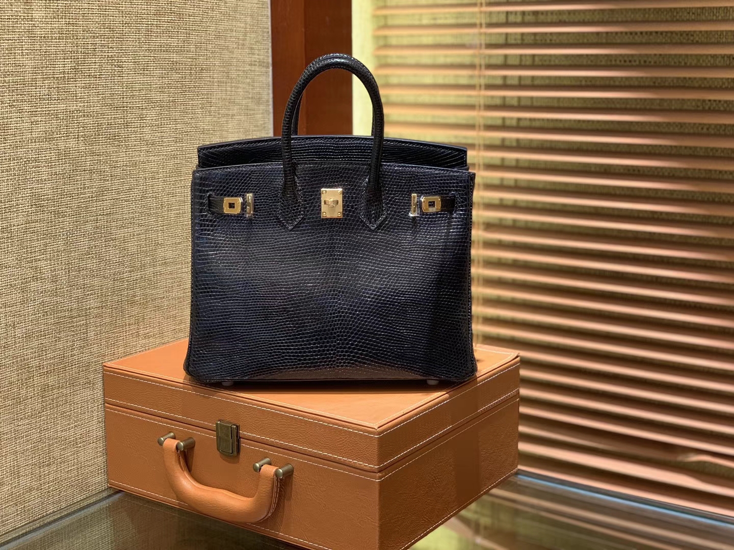 Hermès（爱马仕）Birkin 25cm 经典黑 野生蜥蜴巨蜥 奢侈尖端 金扣