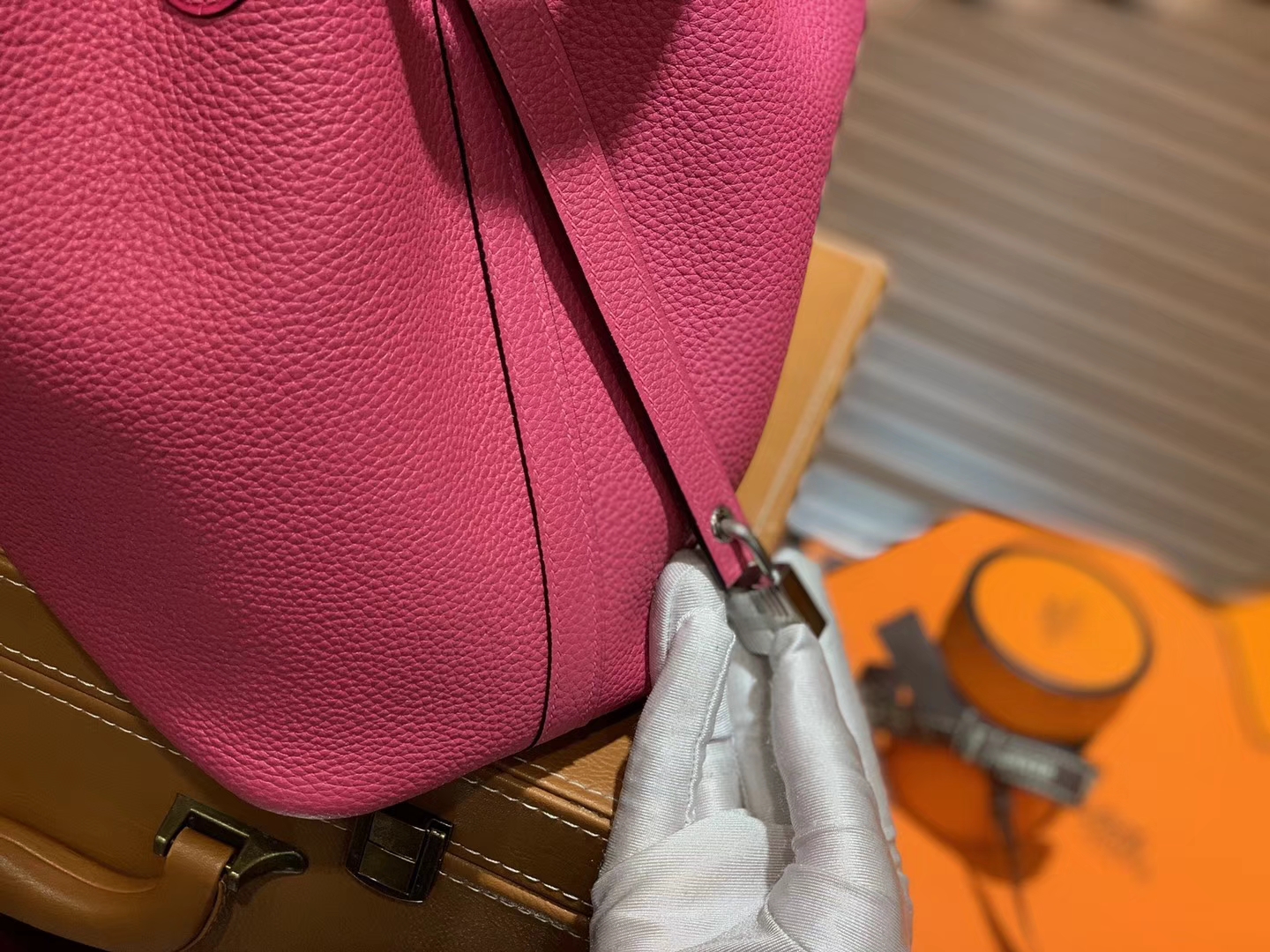 Hermès（爱马仕）Piction菜篮包 玉兰粉 Togo牛皮 拼鳄鱼 进口原料 全手工缝制 银扣 18cm 22cm