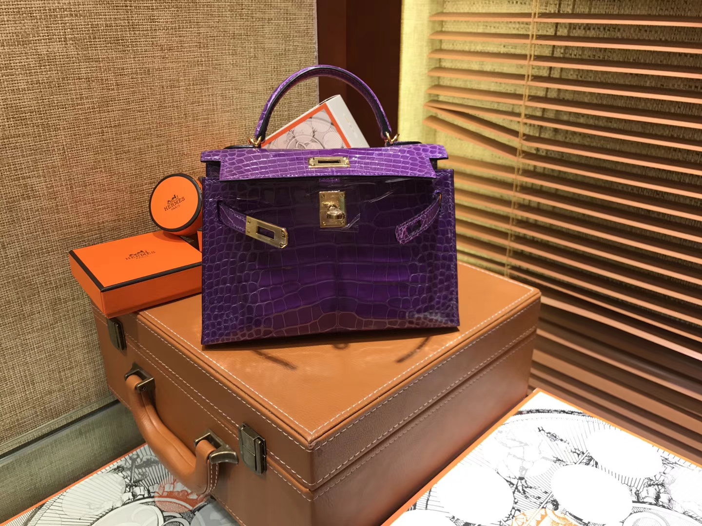 Hermès（爱马仕）MiniKelly 迷你凯莉 梦幻紫 一级美洲鳄鱼皮 顶级手缝蜡线 金扣 19cm 2代
