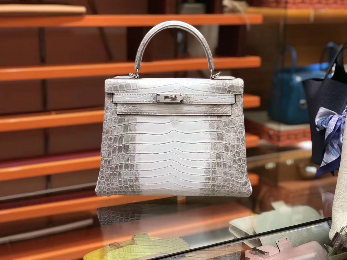 Hermès（爱马仕）Kelly 凯莉包 新款 喜马拉雅 雾面鳄鱼皮 顶级全手工缝制 银扣 28cm