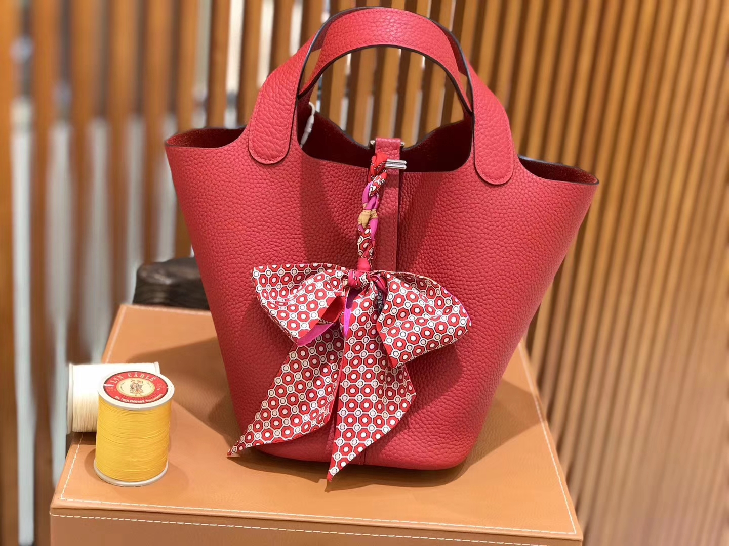 Hermès（爱马仕）新增现货 Picotin 菜篮子 国旗红 全手工蜡线缝制 银扣 18cm