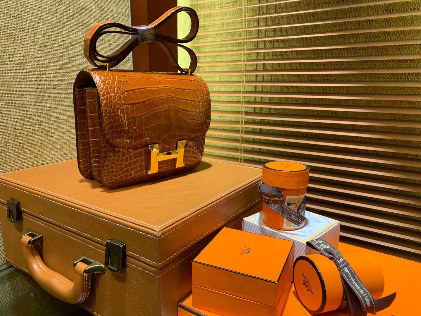 Hermès（爱马仕）Constance 18cm 蜜糖棕 一级美洲 鳄鱼皮 全手工缝制 臻品级别