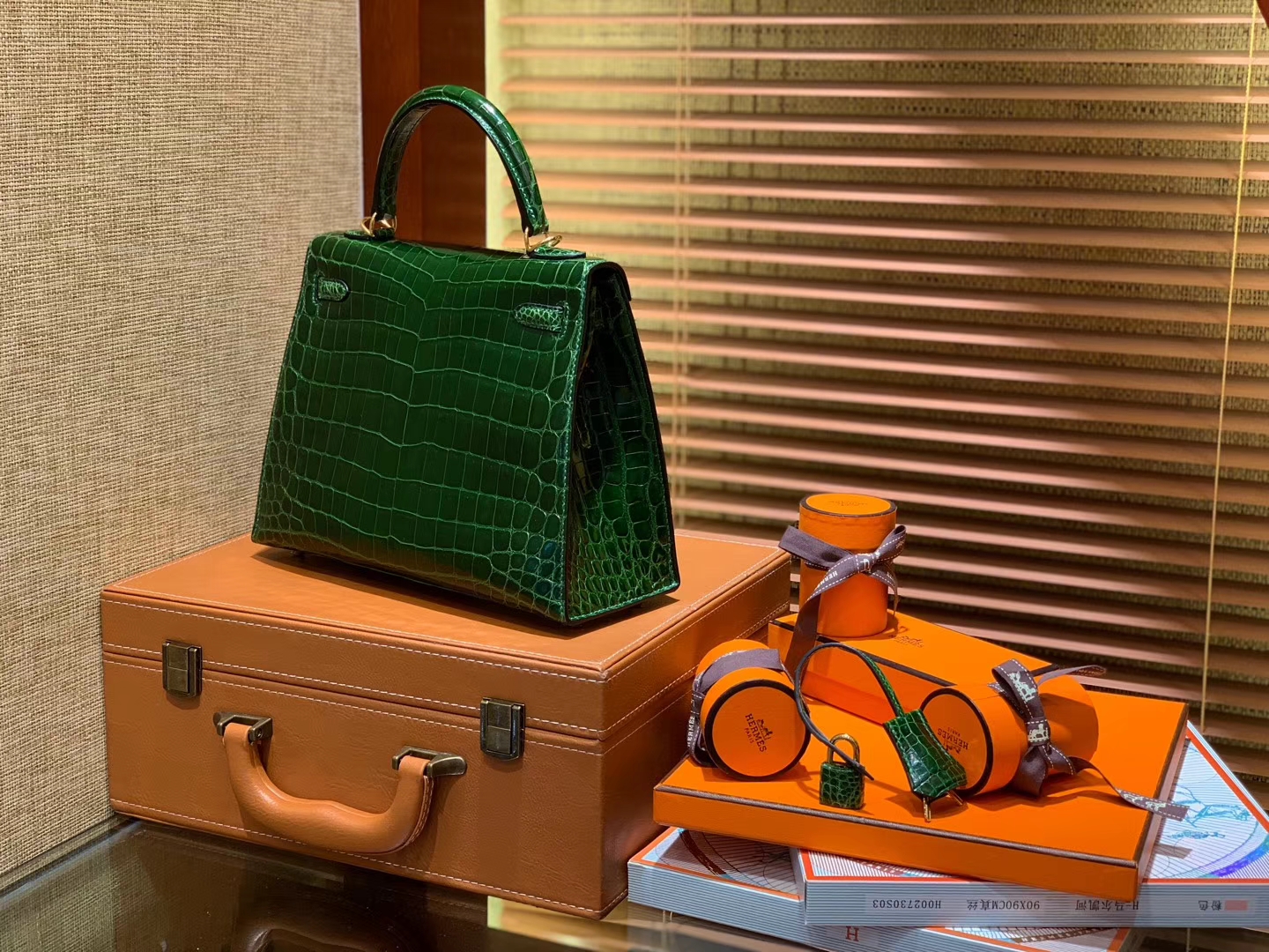 Hermès（爱马仕）Kelly 25cm 祖母绿 尼罗鳄鱼皮 顶级蜡线全手工