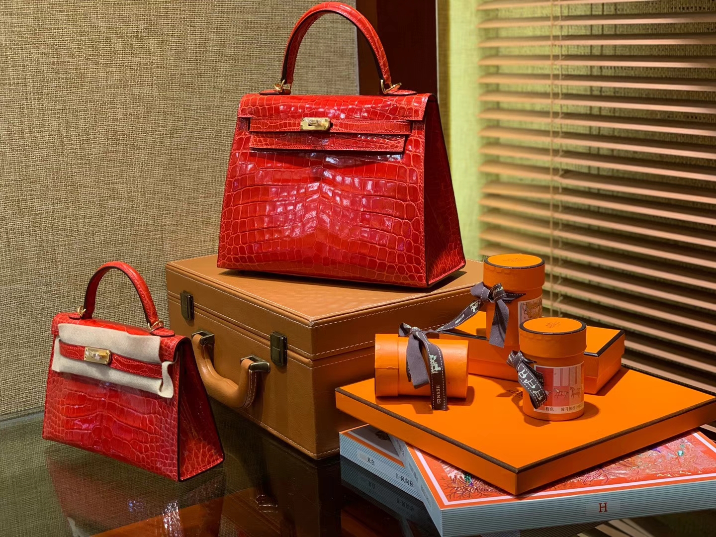 Hermès（爱马仕）Kelly 25cm 法拉利红 尼罗鳄鱼皮 顶级蜡线全手工