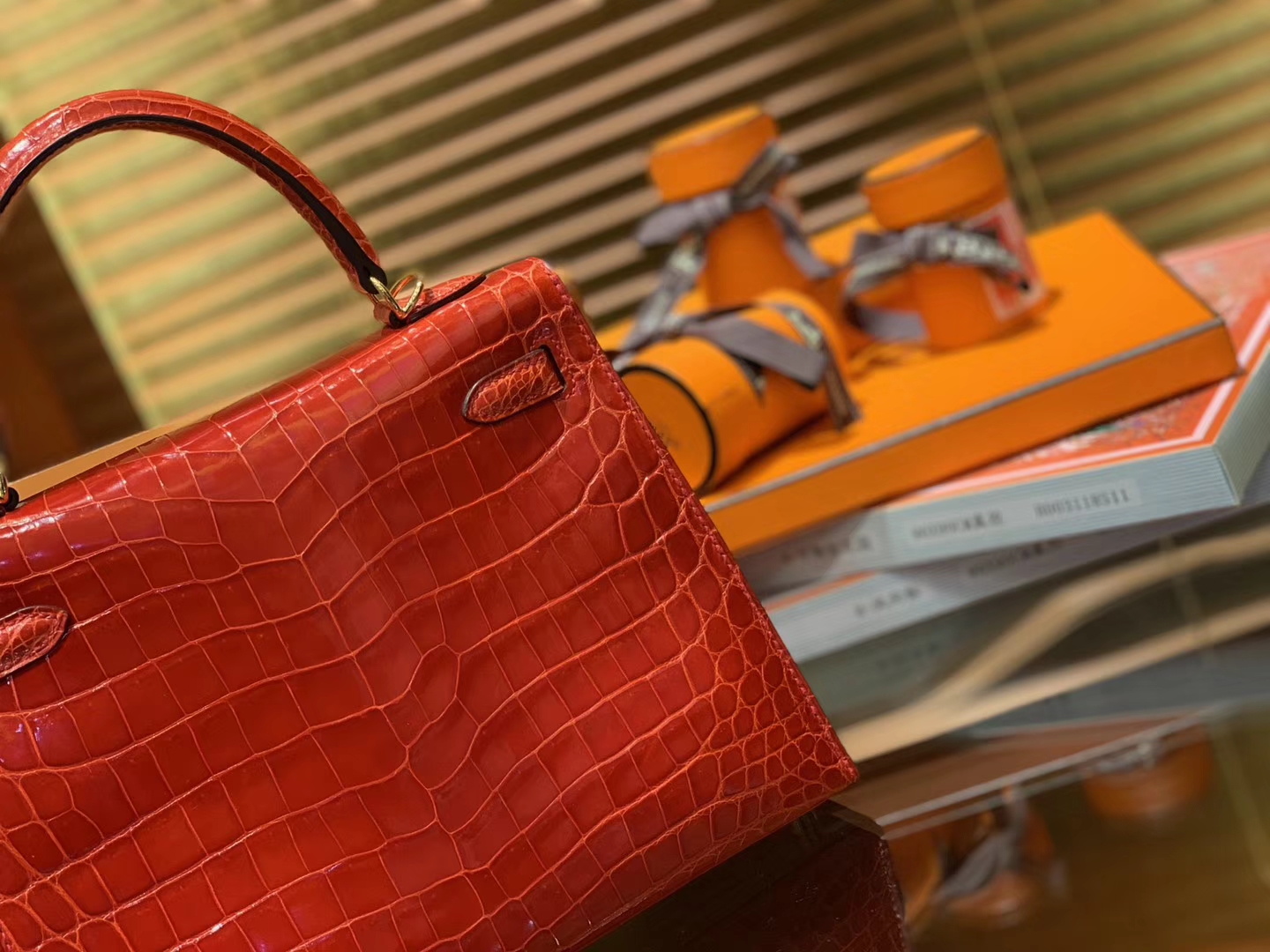 Hermès（爱马仕）Kelly 25cm 法拉利红 尼罗鳄鱼皮 顶级蜡线全手工