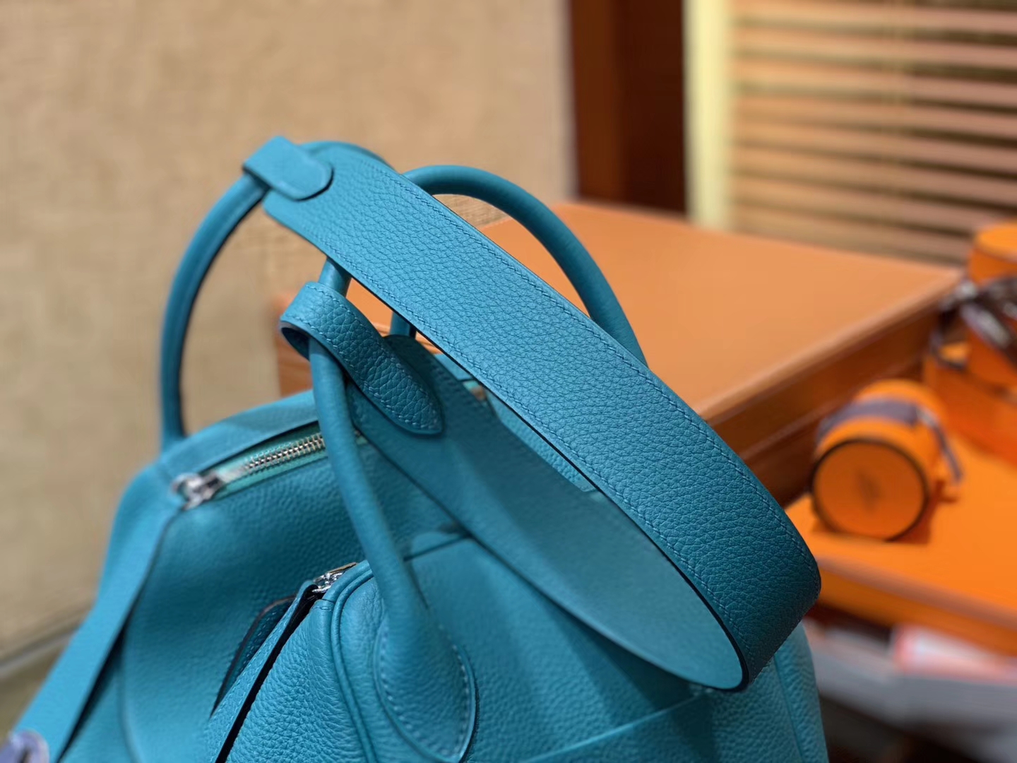 Hermès（爱马仕）Lindy琳迪包 孔雀蓝 德国进口togo牛皮 全手工缝制 银扣 30cm