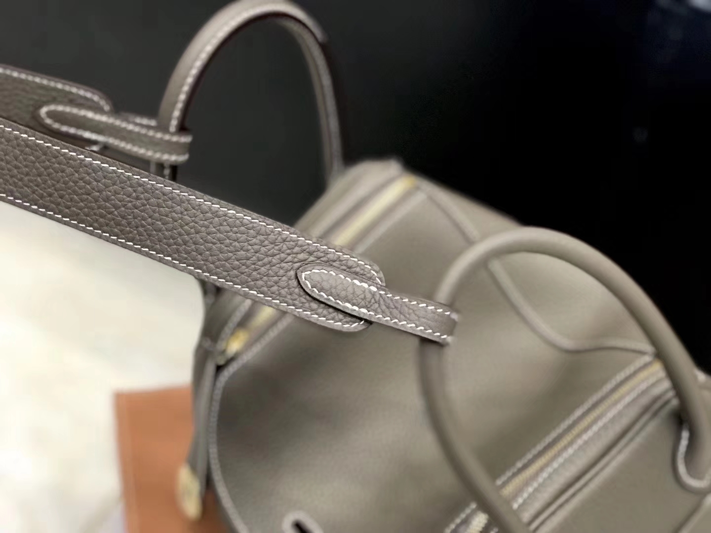 Hermès（爱马仕）Lindy琳迪包 大象灰 德国进口togo牛皮 蜡线全手工缝制 26cm