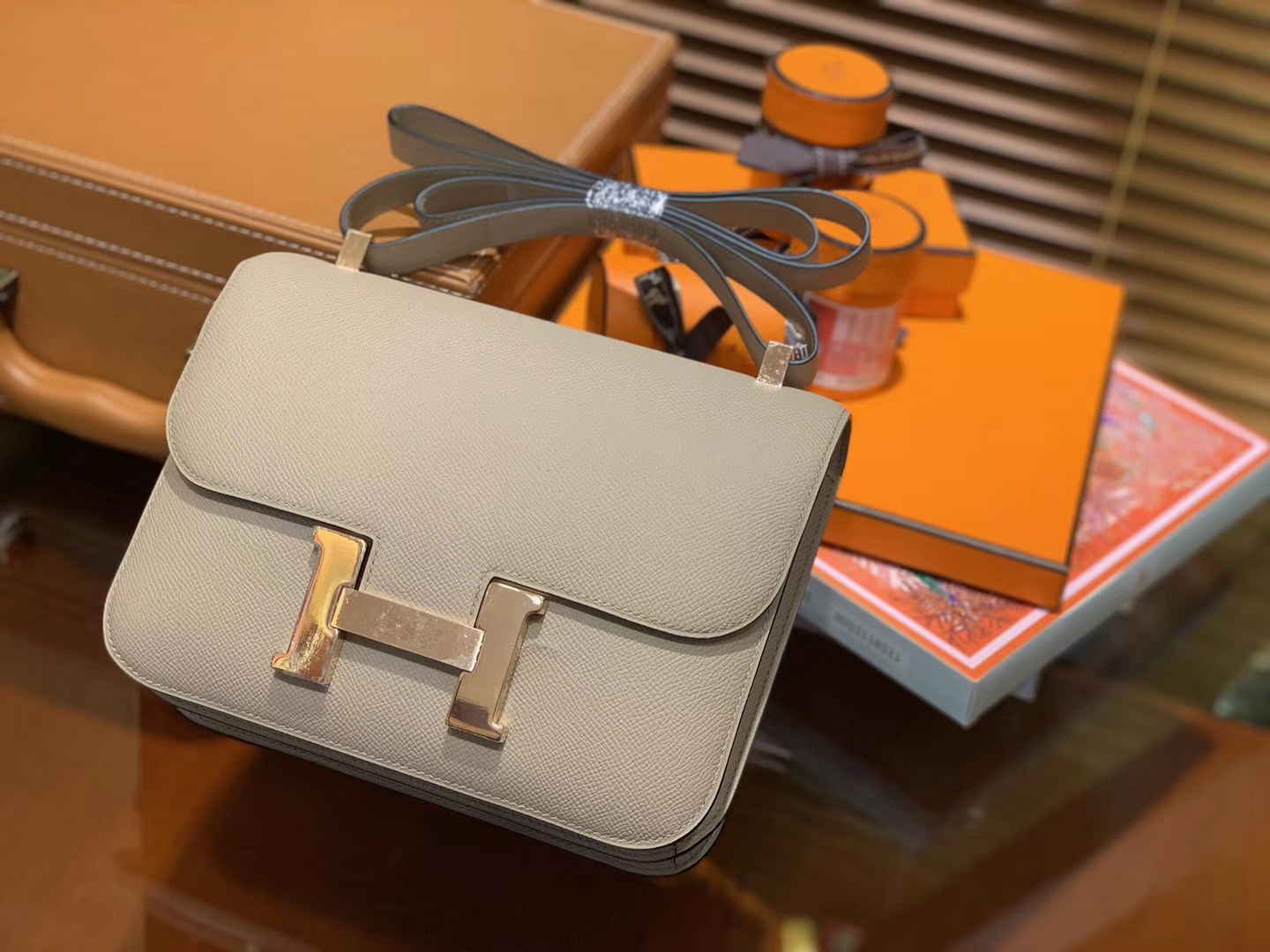 Hermès（爱马仕）Constance 23cm 风衣灰 EP掌纹牛皮 德国进口原料