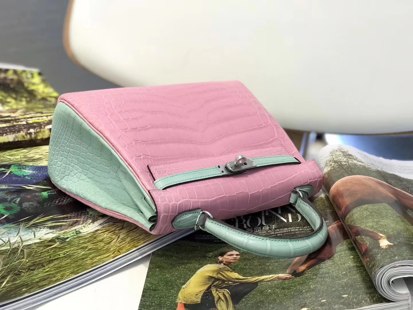 Hermès（爱马仕）Kelly凯莉包 樱花粉拼玛卡龙 雾面鳄鱼 银扣 25cm