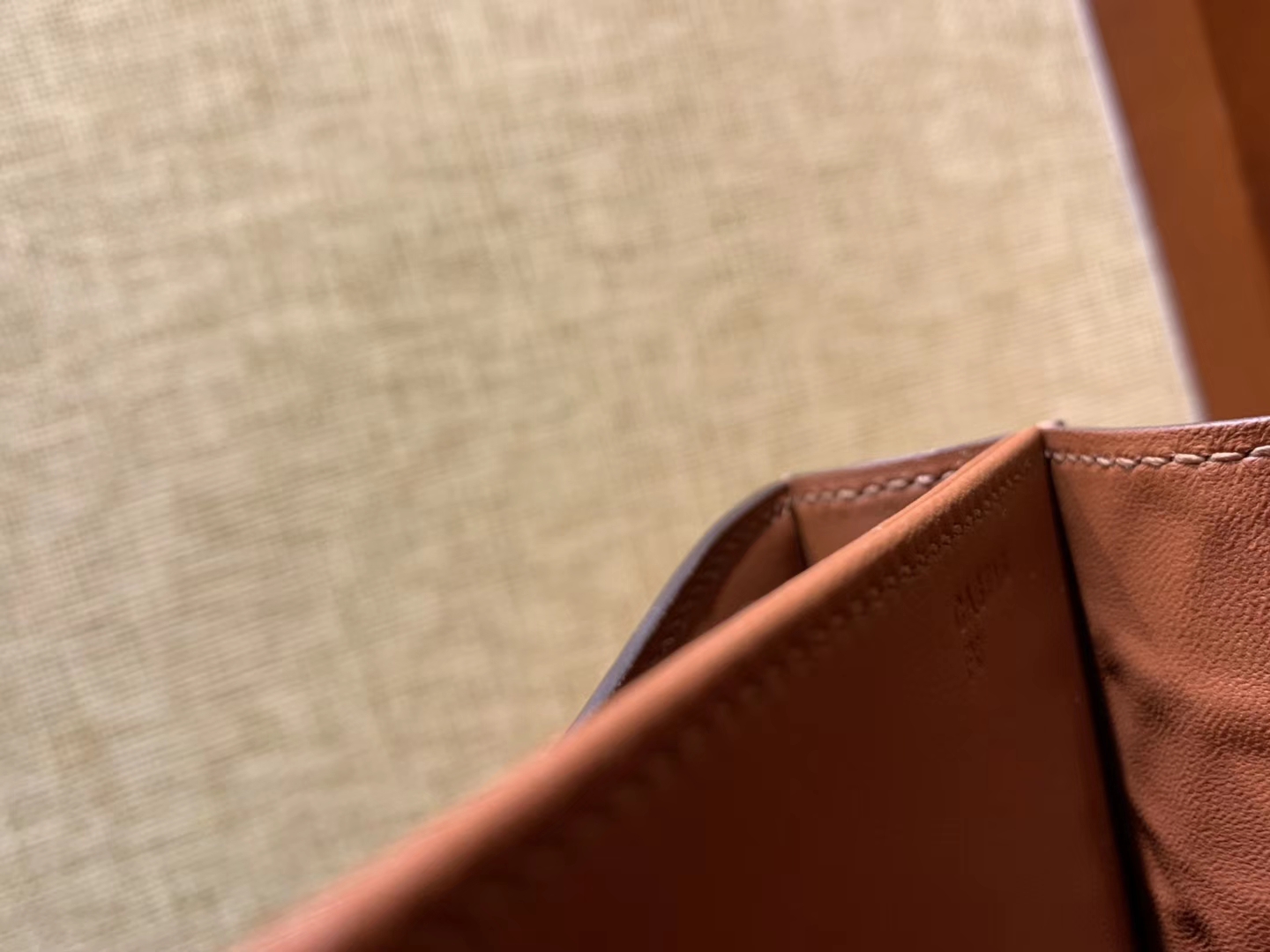 Hermès（爱马仕）Constance 18cm 蜜糖棕 一级美洲 鳄鱼皮 全手工缝制 臻品级别