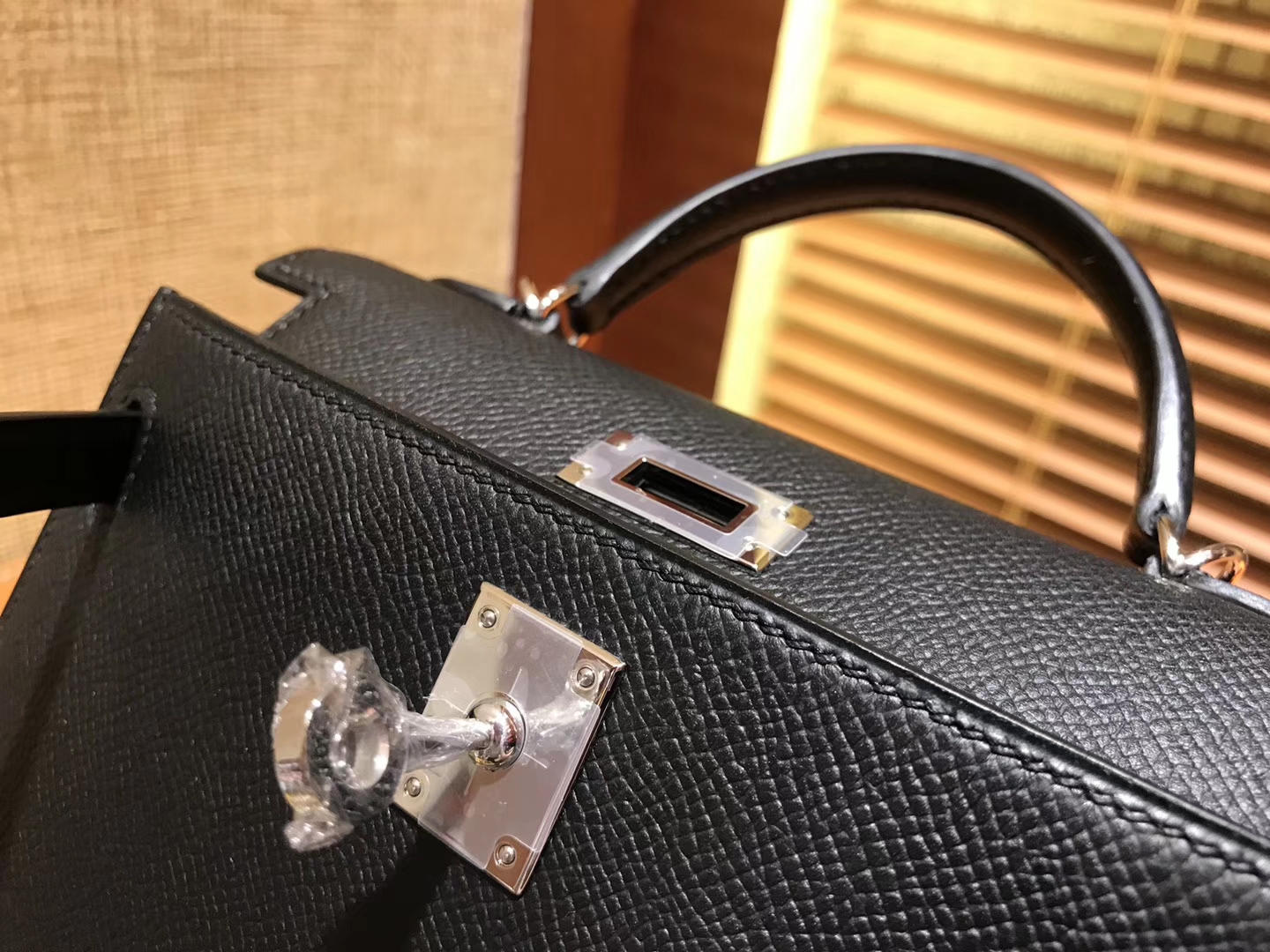 Hermès（爱马仕）Mini Kelly迷你凯莉 黑色 德国掌纹牛皮 全手工缝制 臻品级别 银扣 19cm