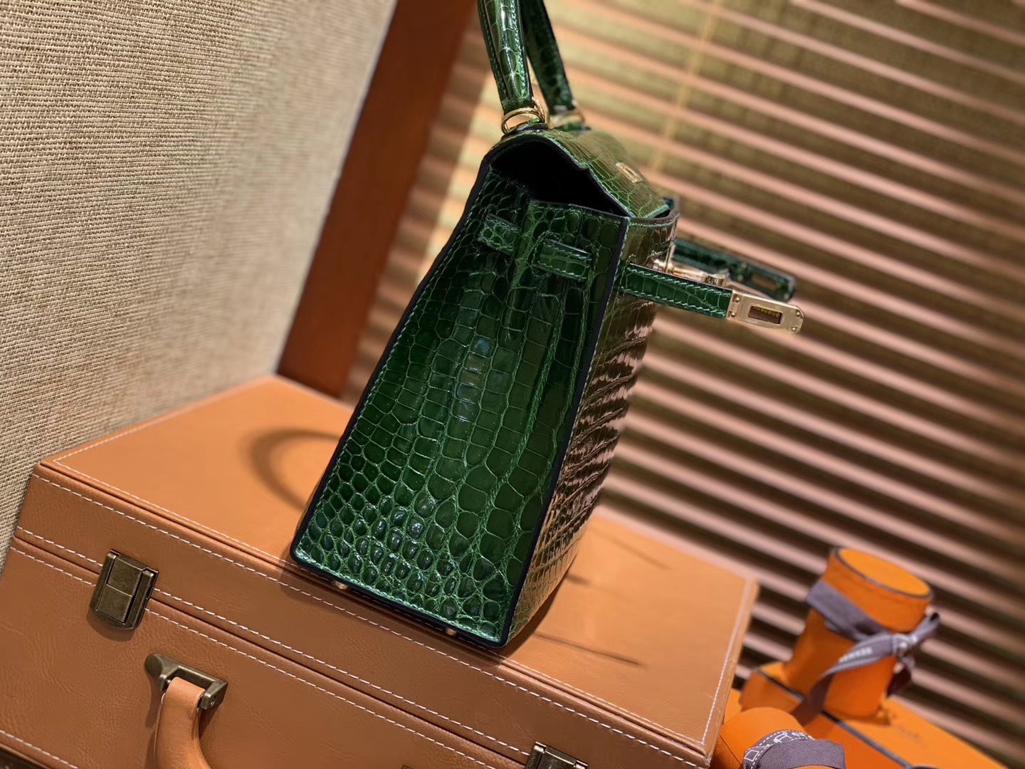 Hermès（爱马仕）Kelly 25cm 祖母绿 尼罗鳄鱼皮 顶级蜡线全手工