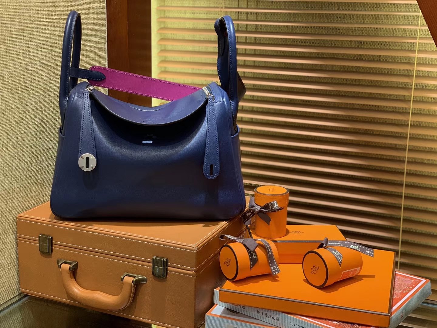 Hermès（爱马仕）Lindy琳迪包 蓝拼枚紫 德国进口swift牛皮 全手工缝制 银扣 30cm