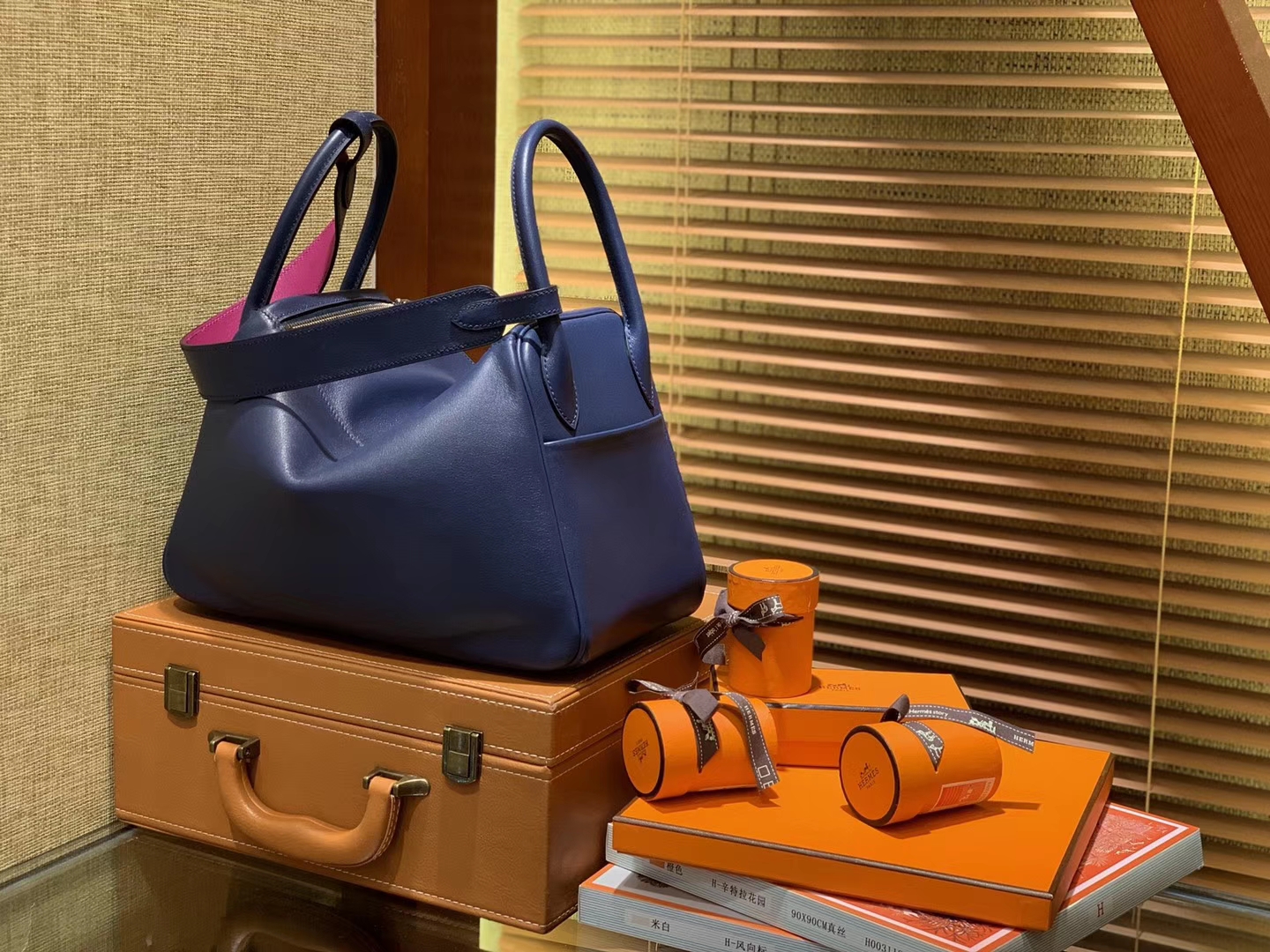 Hermès（爱马仕）Lindy琳迪包 蓝拼枚紫 德国进口swift牛皮 全手工缝制 银扣 30cm
