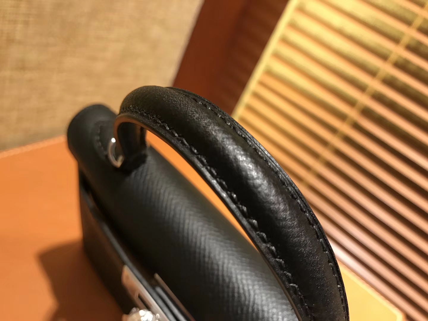 Hermès（爱马仕）Mini Kelly迷你凯莉 黑色 德国掌纹牛皮 全手工缝制 臻品级别 银扣 19cm