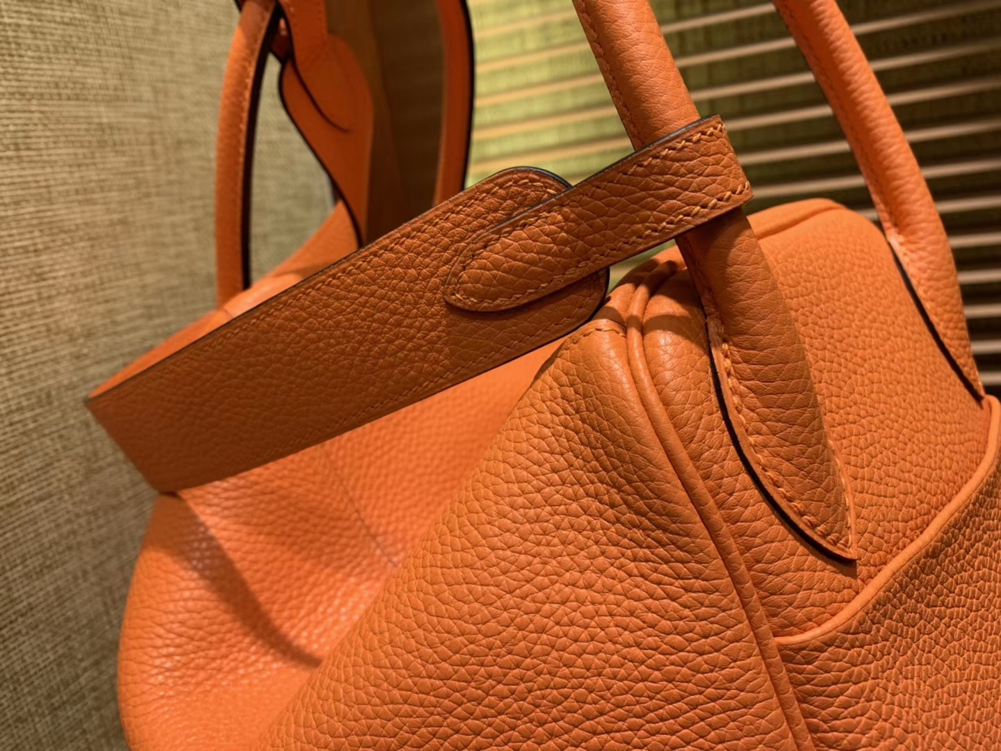 Hermès（爱马仕）Lindy琳迪包 橙红色 德国进口togo牛皮 全手工缝制 银扣 30cm