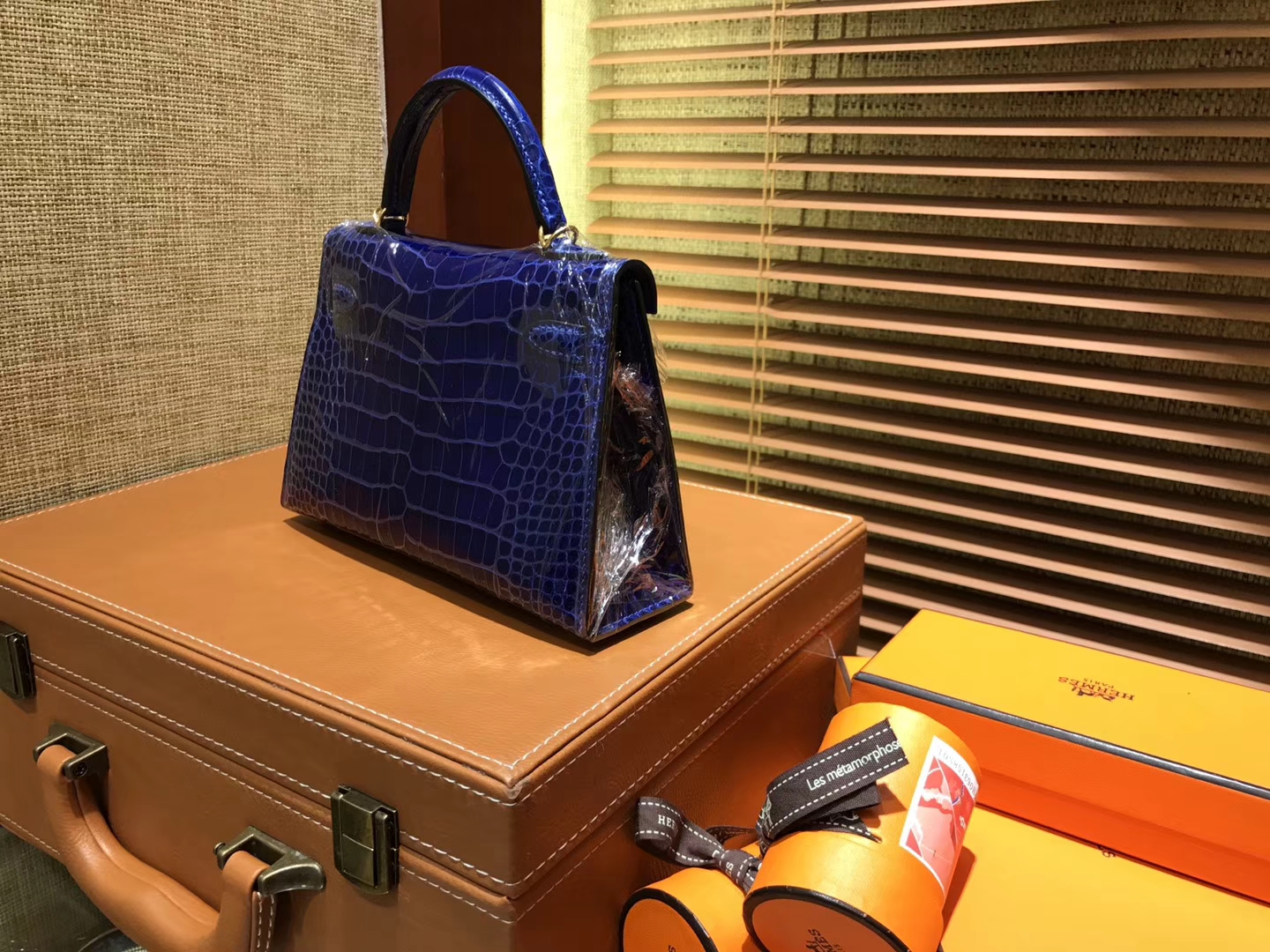 Hermès（爱马仕）Mini Kelly 深蓝色 一级美洲鳄鱼皮 全手工缝制 臻品级别 金扣 19cm 2代