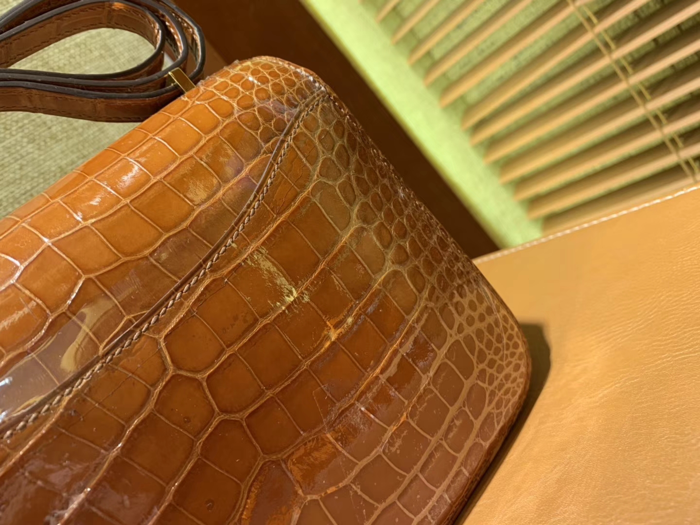 Hermès（爱马仕）Constance 18cm 蜜糖棕 一级美洲 鳄鱼皮 全手工缝制 臻品级别