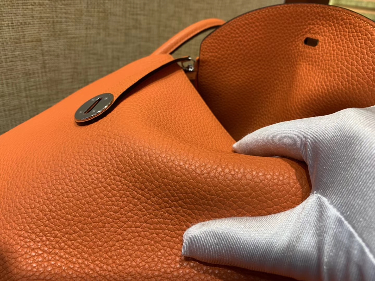 Hermès（爱马仕）Lindy琳迪包 橙红色 德国进口togo牛皮 全手工缝制 银扣 30cm