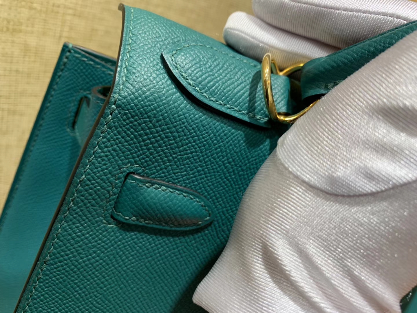 Hermès（爱马仕）Kelly凯莉包 孔雀绿 德国掌纹牛皮 臻品级别 金扣 28cm