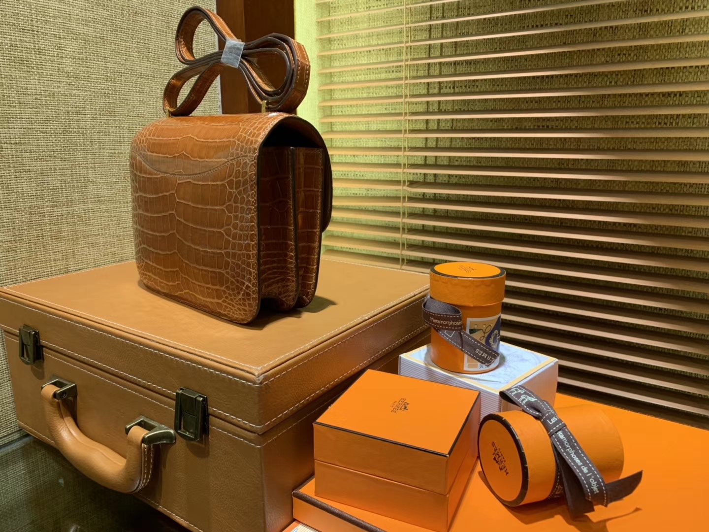 Hermès（爱马仕）Constance 18cm 蜜糖棕 一级美洲 鳄鱼皮 全手工缝制 臻品级别