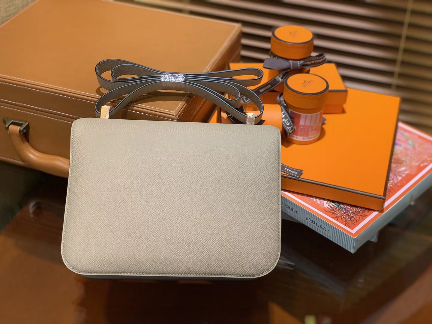 Hermès（爱马仕）Constance 23cm 风衣灰 EP掌纹牛皮 德国进口原料