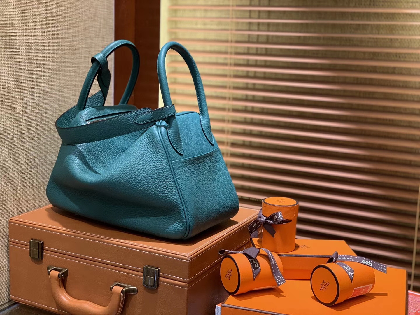 Hermès（爱马仕）Lindy琳迪包 丝绒绿 德国进口togo牛皮 全手工缝制 银扣 26cm