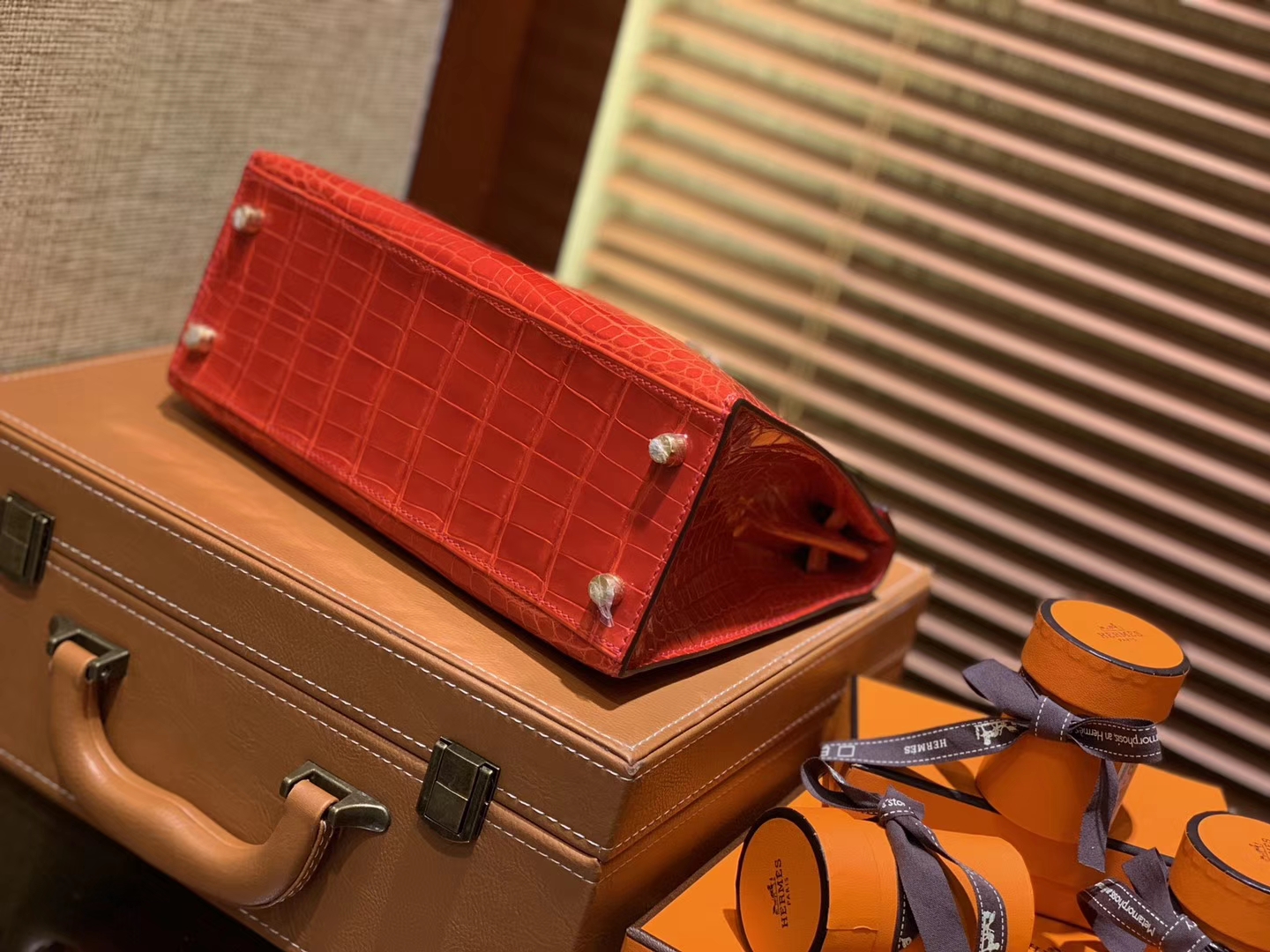 Hermès（爱马仕）Kelly 25cm 法拉利红 尼罗鳄鱼皮 顶级蜡线全手工