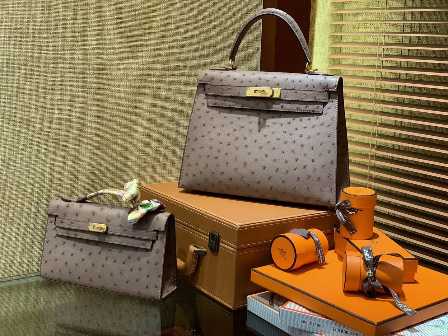 Hermès（爱马仕）Kelly凯莉包 大象灰 南非进口KK级鸵鸟 顶级手缝版本 24K金扣 28cm