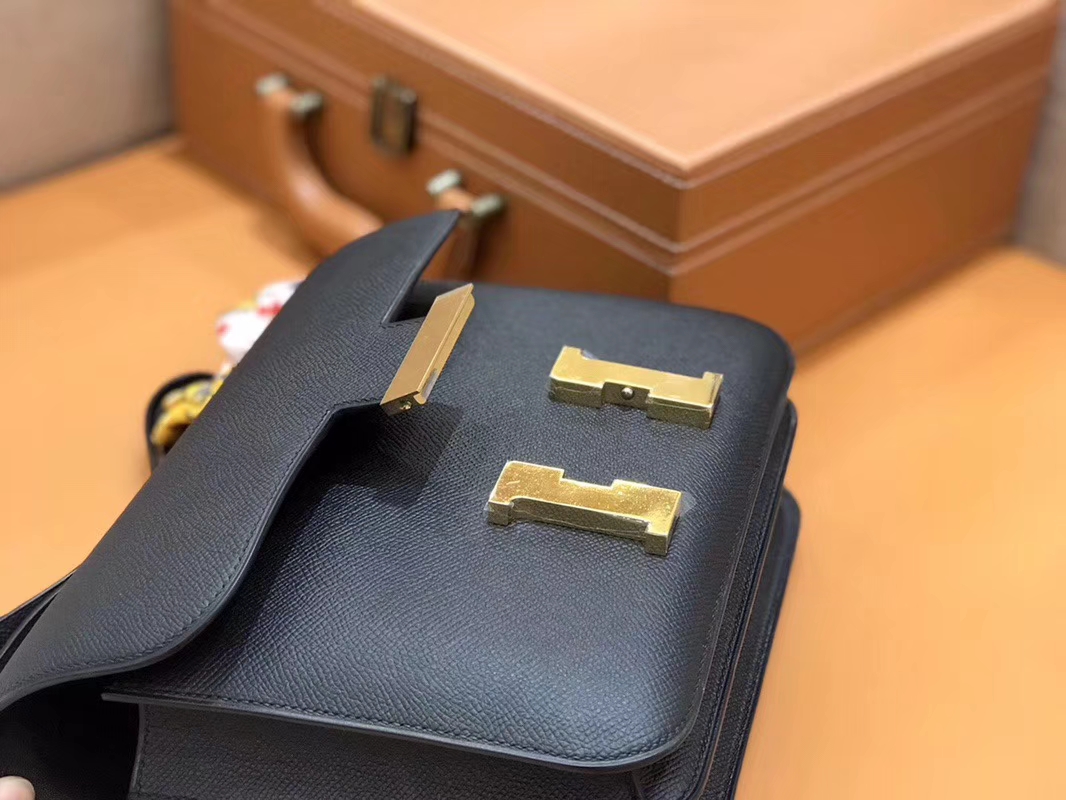 Hermès（爱马仕）Constance 空姐包 经典黑 Epsom掌纹小牛皮 臻品级别 金扣 23cm
