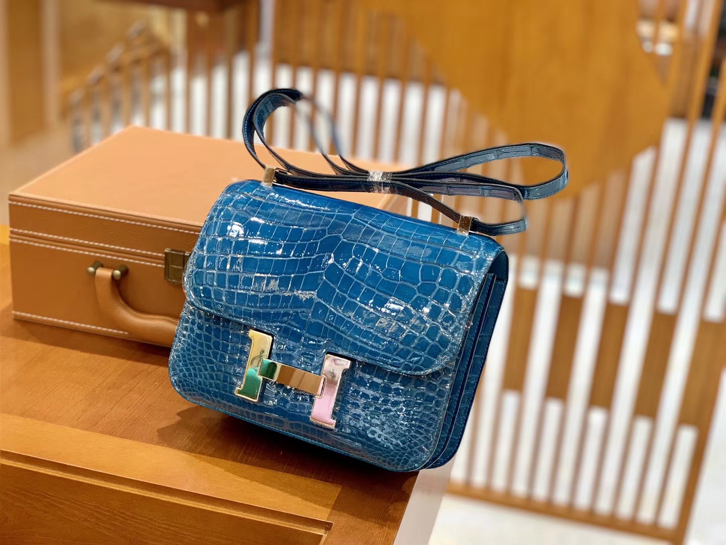 Hermès（爱马仕）Constance 空姐包 尼罗鳄 伊滋密尔蓝 一级 顶端级别 臻品级别 23cm
