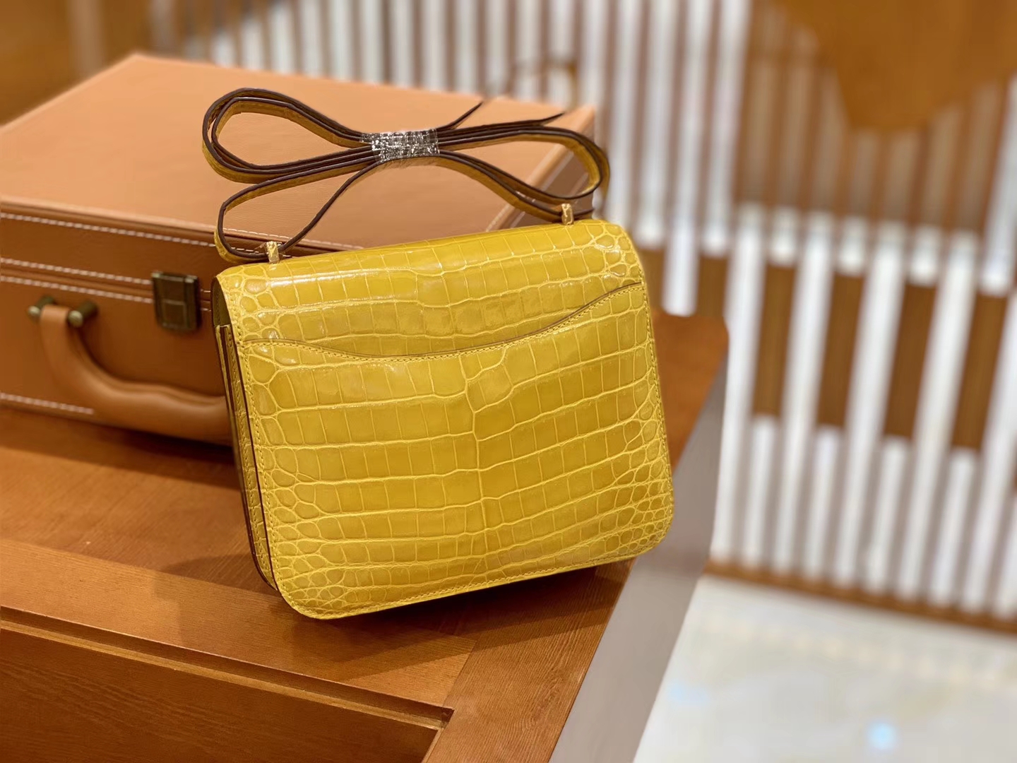 Hermès（爱马仕）Constance 空姐包 琥珀黄 一级皮 尼罗鳄 顶端级别 臻品级别 金扣 18cm