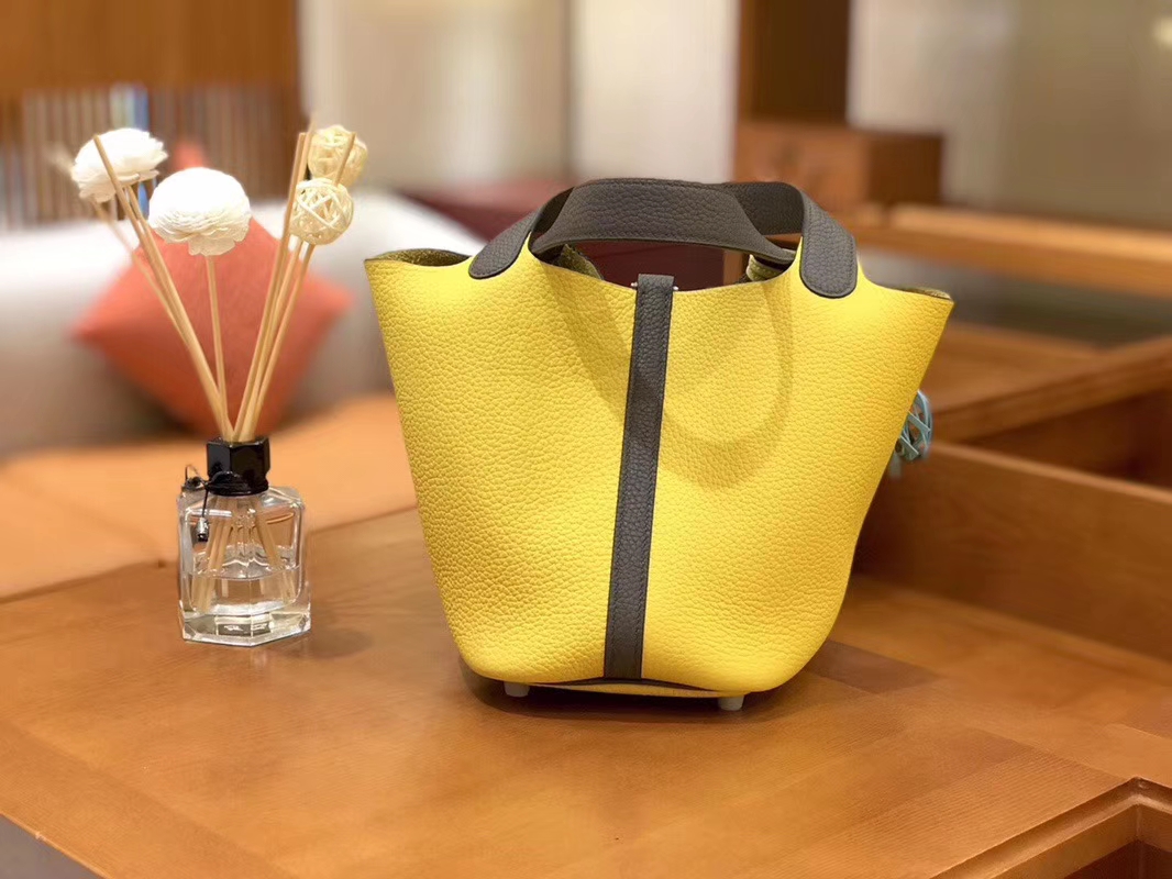 Hermès（爱马仕）Picotin 菜篮包 锡器灰拼那不勒斯黄 TC大牛皮 银扣 18cm