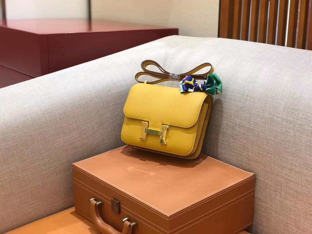 Hermès（爱马仕）Constance 空姐包 琥珀黄 Epsom掌纹小牛皮 臻品级别 18cm