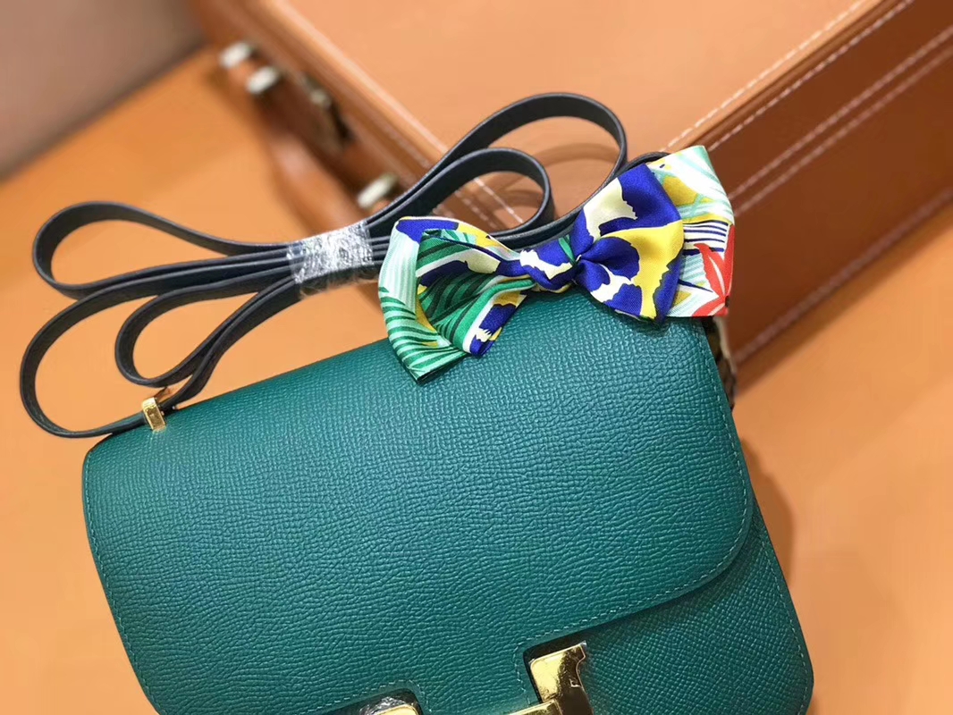 Hermès（爱马仕）Constance 空姐包 孔雀绿 Epsom掌纹小牛皮 臻品级别 金扣 18cm