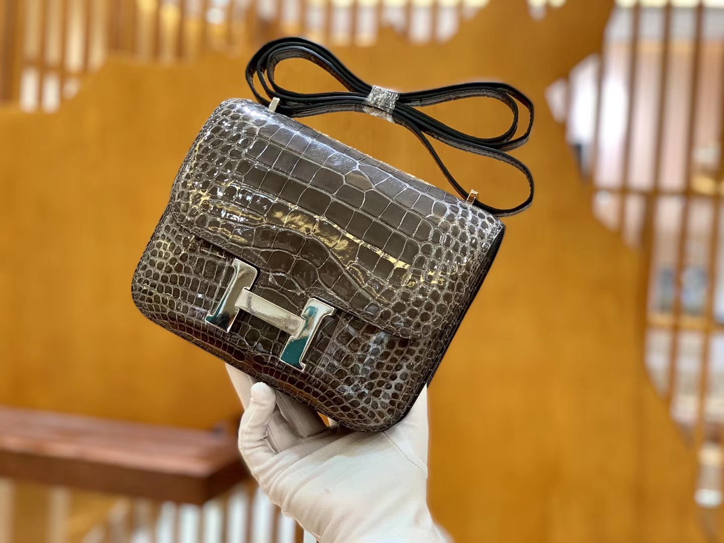 Hermès（爱马仕）Constance 空姐包 锡器灰 一级皮 美洲鳄 顶端级别 臻品级别 银扣 18cm