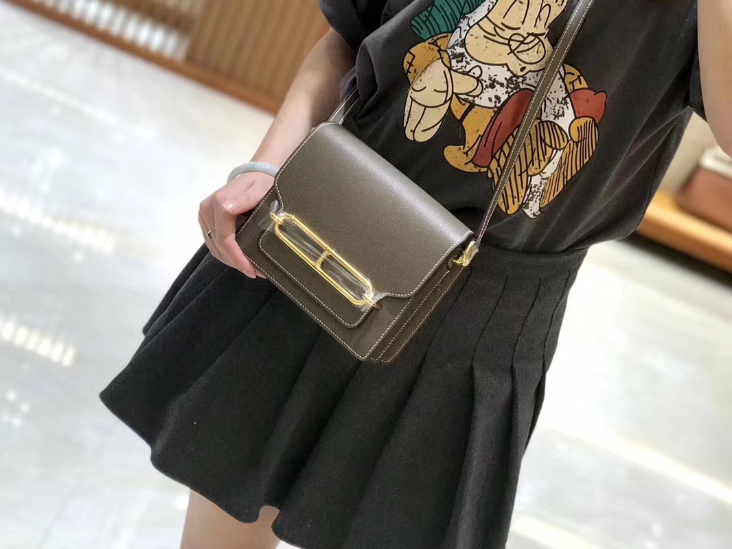 Hermès（爱马仕）Rouils 猪鼻包 大象灰 Evercolor 金扣 18cm
