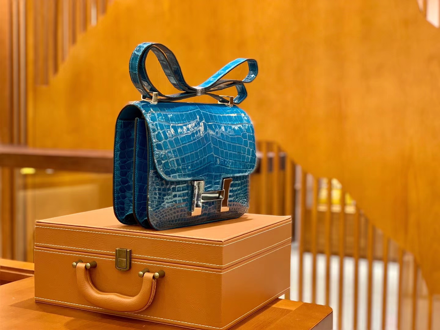 Hermès（爱马仕）Constance 空姐包 尼罗鳄 伊滋密尔蓝 一级 顶端级别 臻品级别 23cm