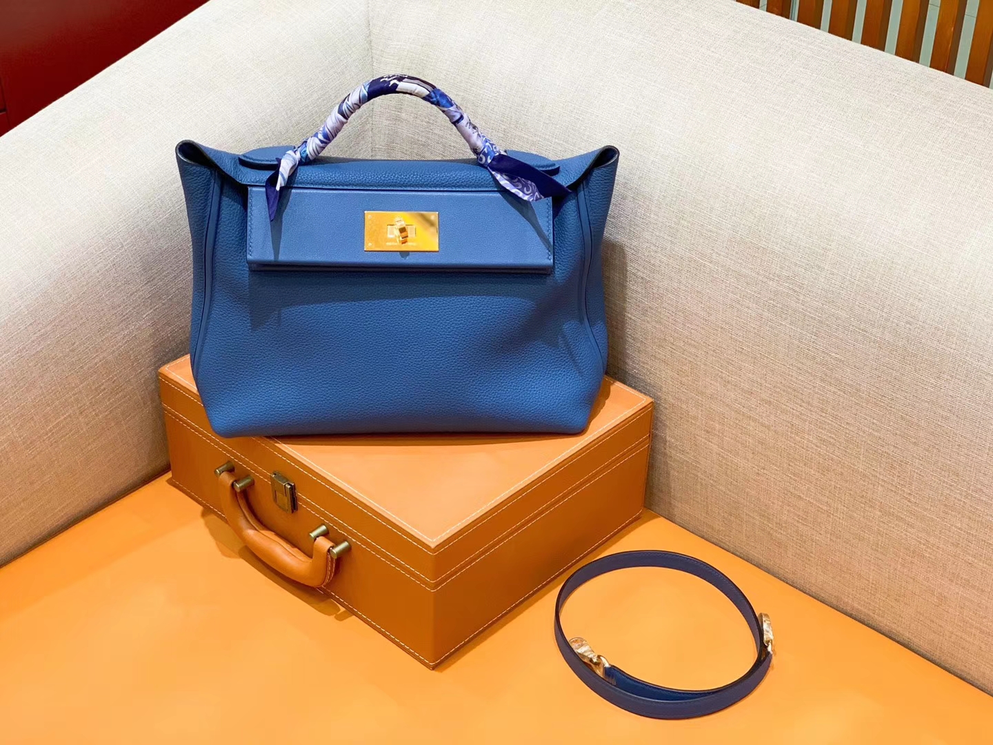Hermès（爱马仕）Kelly-2424 明蓝色 Swift 牛皮拼togo牛皮 顶级手缝 金扣 29cm