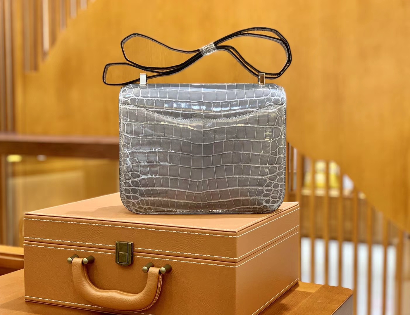Hermès（爱马仕）Constance 空姐包 巴黎灰 一级 尼罗鳄 顶端级别 臻品级别 23cm