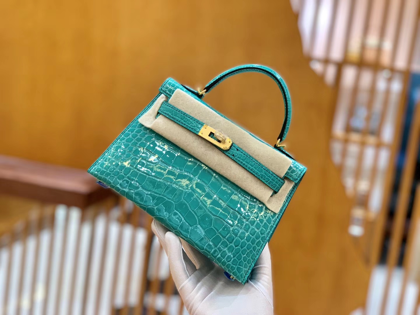 Hermès（爱马仕）Mini Kelly 迷你凯莉 U1 维罗纳绿 亮面鳄鱼 一级 顶端级别 美洲 臻品级别 金扣 19cm