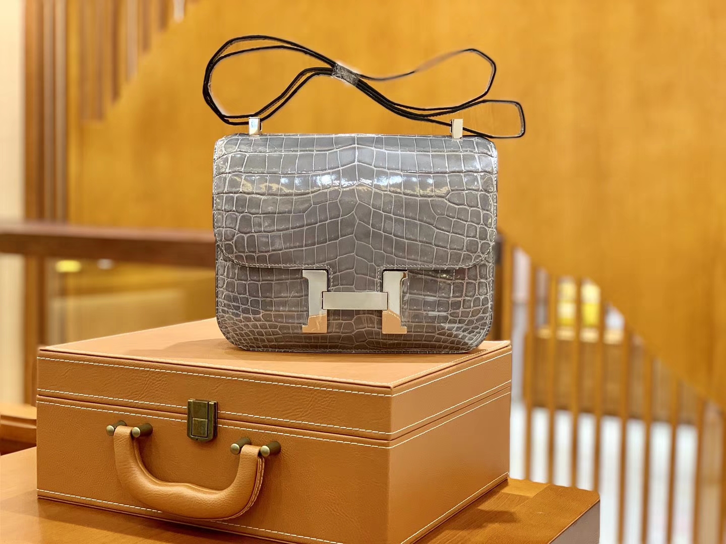 Hermès（爱马仕）Constance 空姐包 巴黎灰 一级 尼罗鳄 顶端级别 臻品级别 23cm