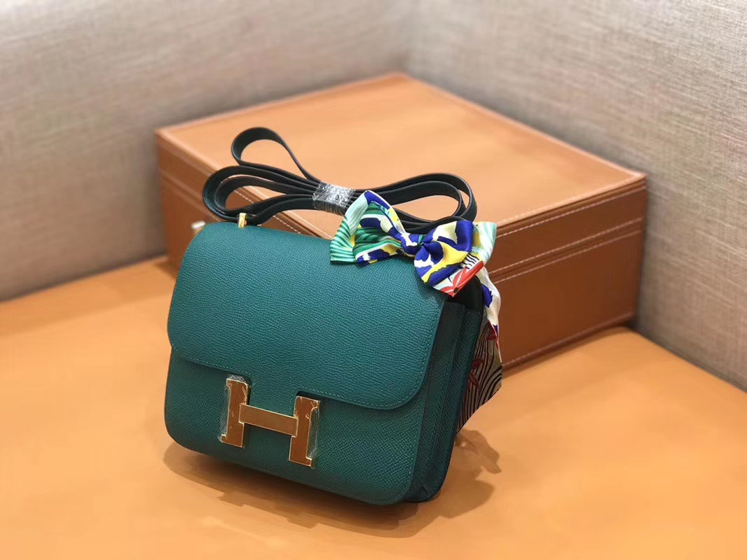 Hermès（爱马仕）Constance 空姐包 孔雀绿 Epsom掌纹小牛皮 臻品级别 金扣 18cm